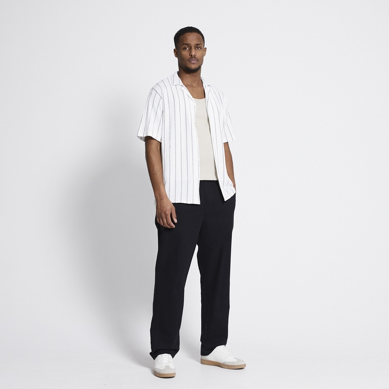 Short sleeve shirt "Steven Structure Stripe" Black
